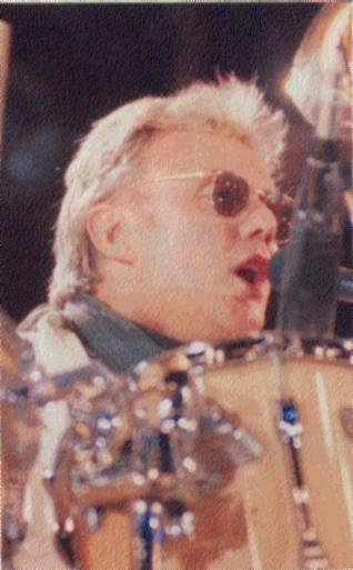 Tribute2.jpg (156752 bytes)